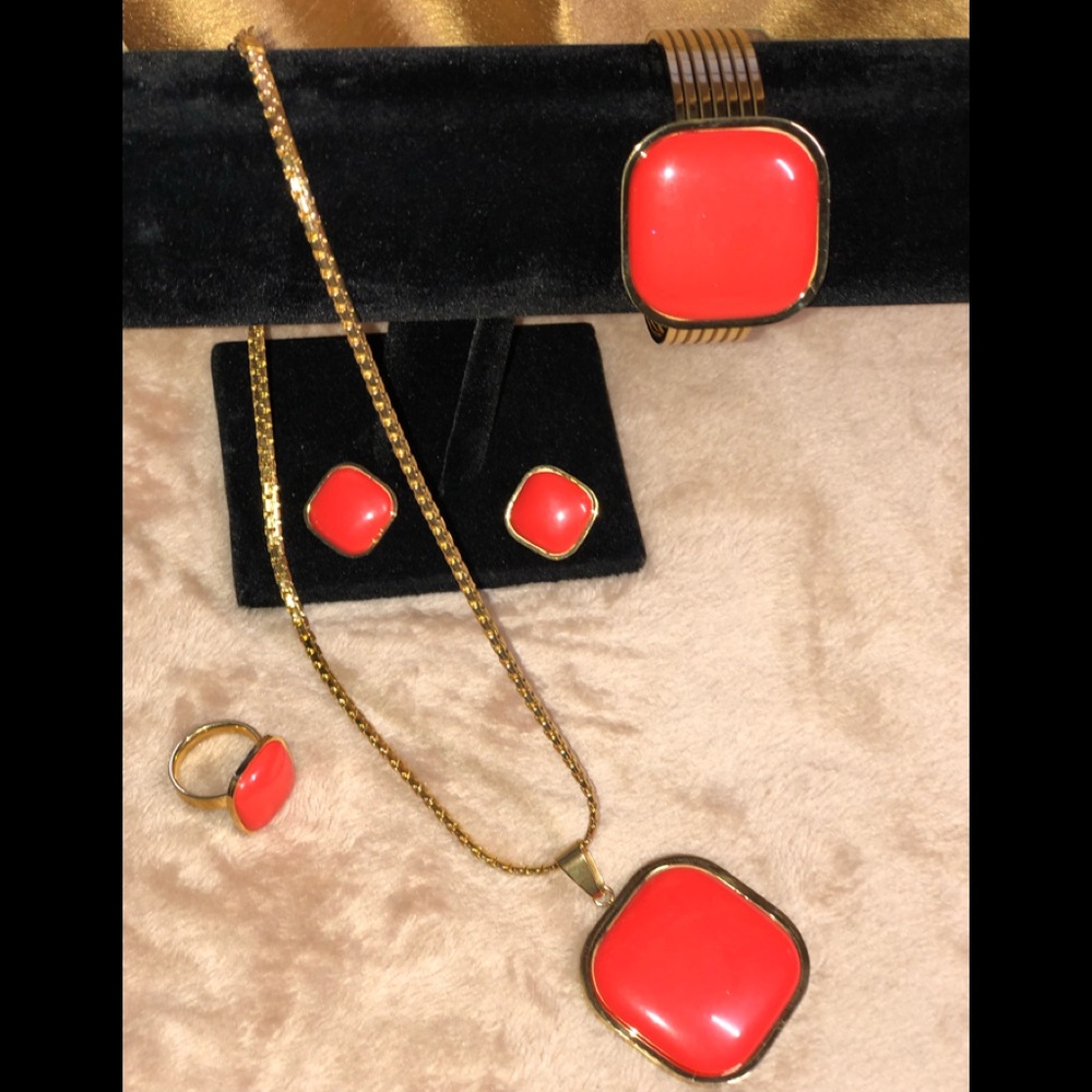 Statement Necklace Set